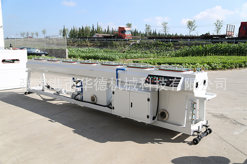PVC塑料管材挤出生产线设备 PVC塑料管材挤出生产线设备