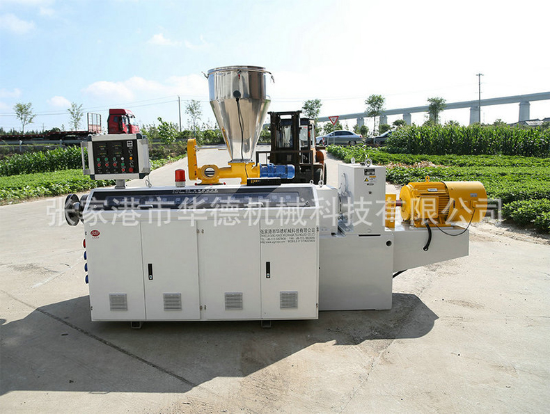 PVC穿线管材生产线 一出二一出四电工穿线管