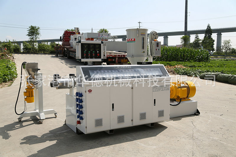 PPR管材挤出机生产线