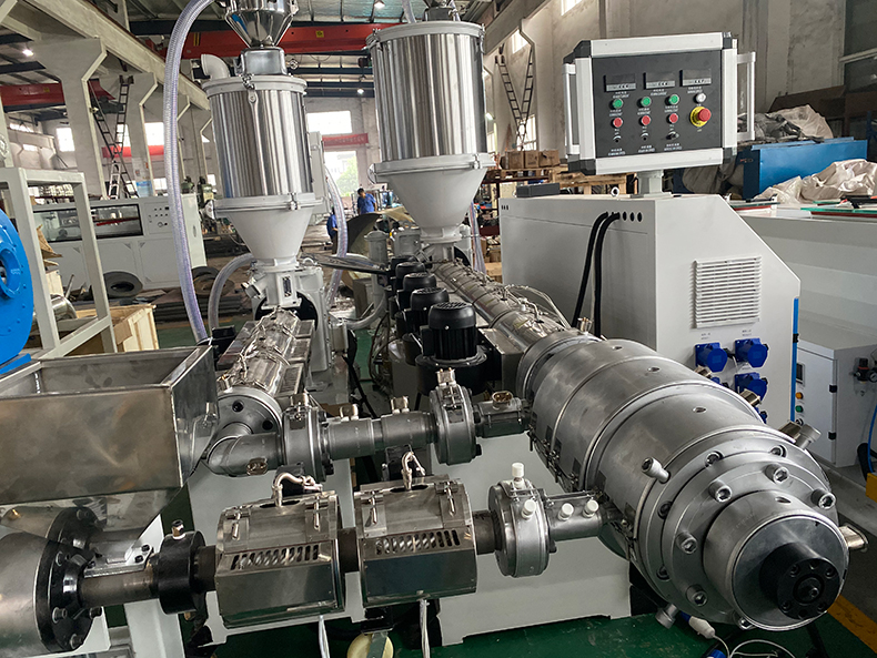 HDPE20-63盘管挤出生产线 塑料管材生产设备 挤出设备 张家港管材挤出机