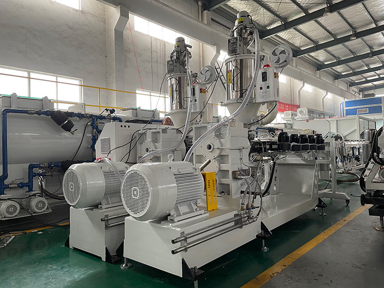 HDPE20-63盘管挤出生产线 塑料管材生产设备 挤出设备 张家港管材挤出机