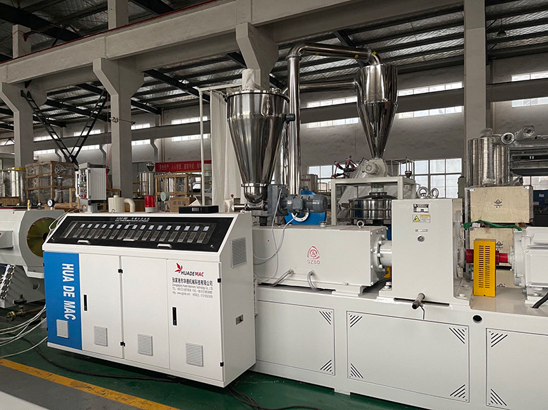 PVC110-315-400给水管挤出机生产线 PVC树脂粉末管材制管机设备
