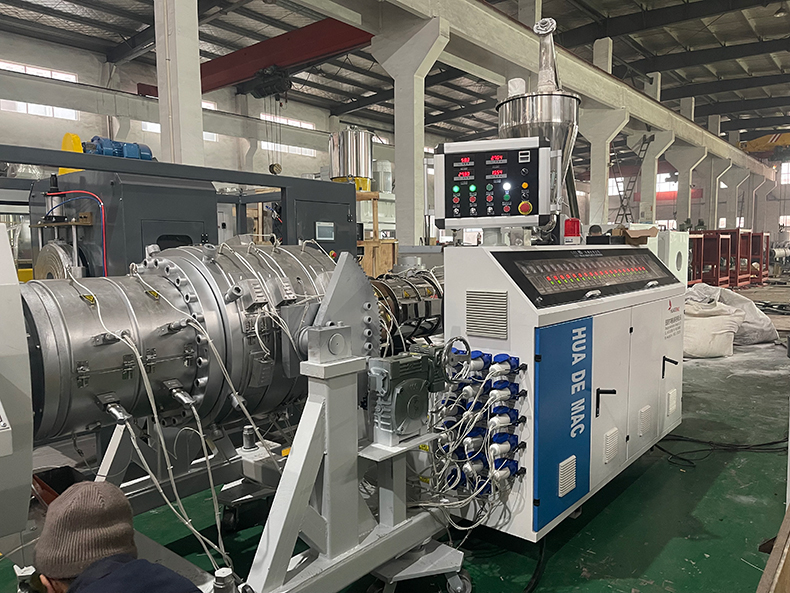 PVC110-400管材生产线 PVC给水排水塑料管材生产设备