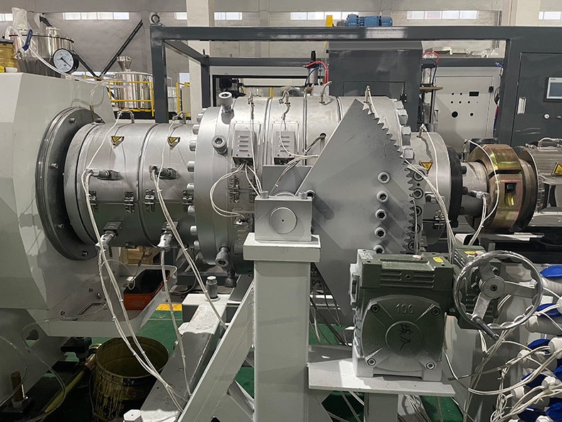 PVC110-400管材生产线 PVC给水排水塑料管材生产设备