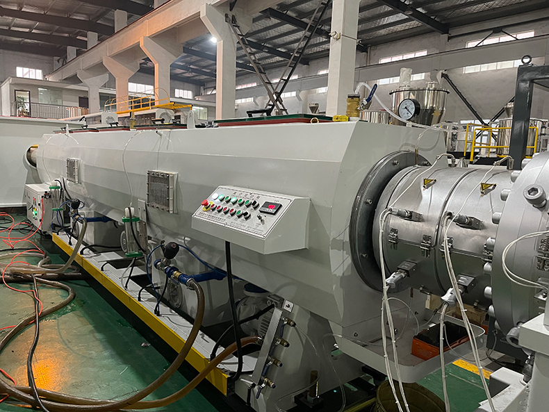 PVC110-400管材生产线 PVC给水排水塑料管材生产设备