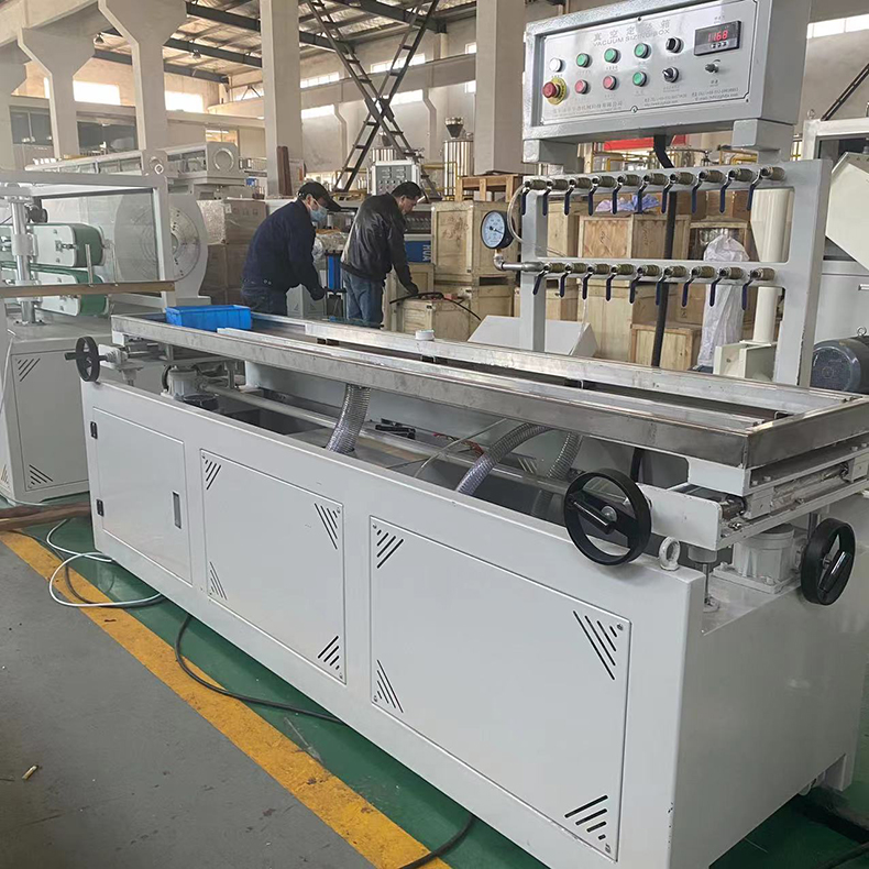 张家港PC灯管挤出机 双色LED灯管生产线 单螺杆挤出机灯管生产设备